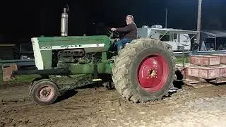 Warren IN Deadweight Tractor Pull 2023, Oliver 1800