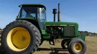 Demo Video of John Deere 4440 Row-Crop Tractor, Quad-Range Transmission, Dually