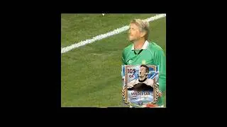 Van Der Sar Save Against Luis Figo ☠️🔥#eafc #fcmobile #fifamobile #eafc25 #fcmobile25 #fifamobile25