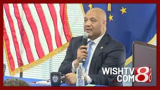 Rep. Carson holds town hall