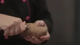 How to Remove a Potato Wart : Cooking With Potatoes