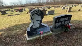 Visiting the grave of James Dean