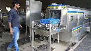 Crate washer 