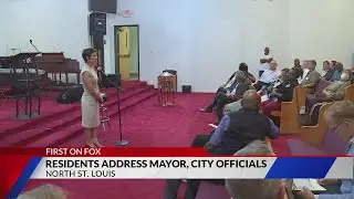 St. Louisans address mayor, city officials