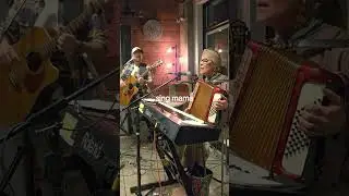 Karen Angle - Sing Mama Sing