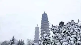 The Twin Pagoda Temple丨戳视频！带你&ldquo;打卡&rdquo;雪落双塔别样美景