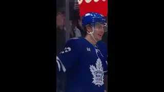 Gordie Howe Hat Trick For Matthew Knies 👏