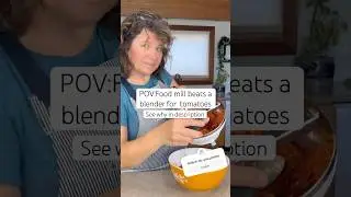 Food mill vs blender #tomatoes  #roastedtomatoes #tomatopuree #tomatosauce #shorts