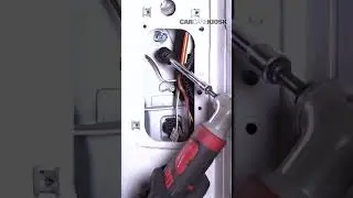 ProMaster Tail Light Housing Replacement in 60 Seconds!