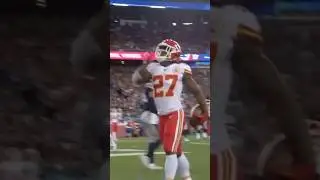 Kareem Hunt&rsquo;s rookie debut was absolutely INSANE! 🔥
