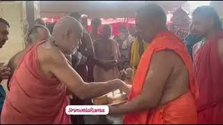 ಶ್ರೀ ರಾಘವೇಂದ್ರ ಸ್ವಾಮಿಗಳವರ ಮೂಲ ಪಾದುಕೆಗಳು....🙏🙏 #raghavendraswamy #mantralaya #srsmutt 
