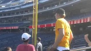 Erik Jabs catches a home run in Washington DC