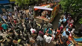Thousands at funeral of Indian military killed in clashes with China