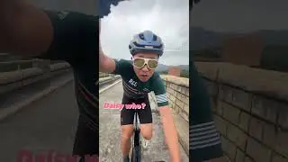Knock knock #tarmacsl7 #cycling #cyclingselfie