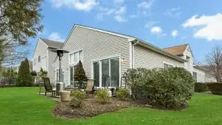 2 Cove Lane, Plainview, NY 11803