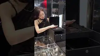 What's the Innovation? How the VERTU Quantum Flip is Changing Luxury Tech