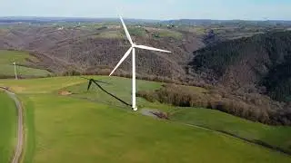 Dji Mini 2 vol N&deg; 13 : Parc Eoliennes &agrave; Assac