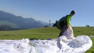 Paragliding in Kössen