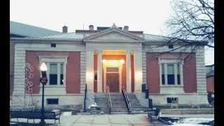 Старая публичная библиотека Чикопи в штате Массачусетс