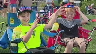 Thousands brave the heat for 1st day of Fair St. Louis
