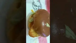 KFC's NEW DYNAMITE BURGER! 🔥