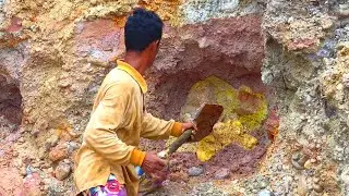 FIRST IN THE WORLD.! HOW CAN I FIND GOLD IN THE GROUND.? AT THE MOMENT.!! THE WAR RUSSIA UKRAINE..!!