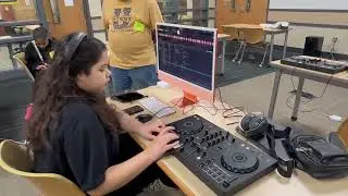 DJ Kut teaching at RHS DJ Kut University