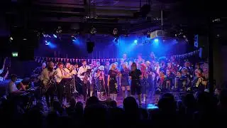 Fetpolskaen live fra konsert p&aring; Dokkhuset (Skamlaus folkefest 2022)