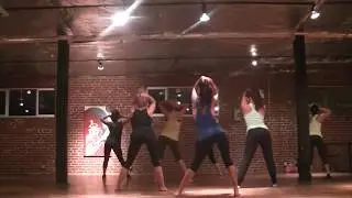Vega Dance+Lab Monday night Tease and Tone; Partition