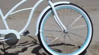 sixthreezero Women's BE White w/ Blue Beach Cruiser Bike