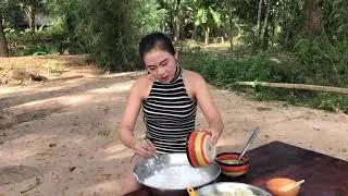 Girl cooking- Vietnamese banana cake- Katy cooking