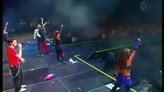 RBD - Rebelde (Versi&oacute;n Rock en vivo)