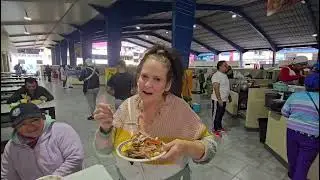 Desde la plaza de junio, Ciudad de Baños de agua Santa