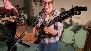 Joe's Kitchen Party 2025 - Strung Along - Mary, Did You Know?
