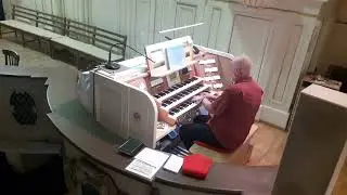 Improvizace na mešní píseň v sonátové formě