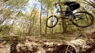 Shredding old school DH bike RAW edit