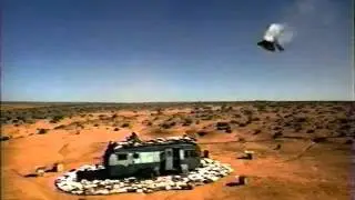 A yahoo.com shopping commercial (2001)