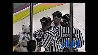 NHL Mar. 18, 1994 Dean Evason,DAL v Keith Jones,WSH (R) Dallas Stars Washington Capitals