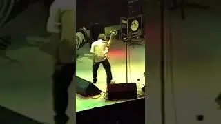 Never let them know your next move #liamgallagher #oasis #90s