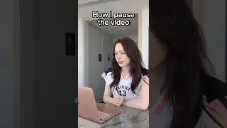 How I pause the video VS mom VS teacher 🧐 #elsarca #tiktok