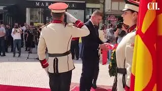 Мицкоски се поклони пред спомениците на Карев, Ченто и на АСНОМ