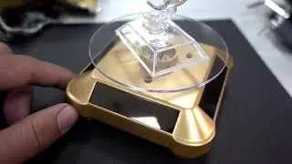 SOLAR DISPLAY STAND
