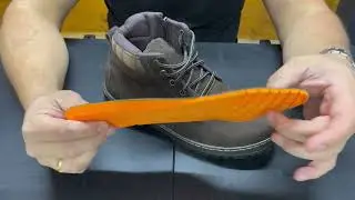 BOTINA BOOT FLEX MODELO MARROCOS, COURO LEGITIMO, ZIPER LATERAL, SOLADO EM BORRACHA.