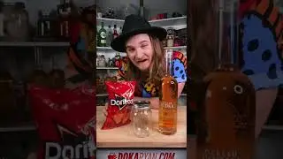 Я оставил чипсы Doritos в маринованной водке на неделю.