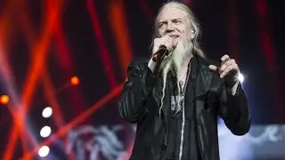 Marko Hietala - Varpunen Jouluaamuna feat. Helsinki choir 2019