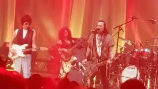 Jeff Beck & Johnny Depp - Death and resurrection show LIVE Chicago 2022
