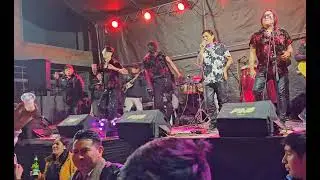 LOS ANGELES MIX GENTILES