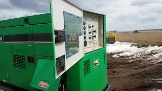 Roll crusher buildup welding hard facing