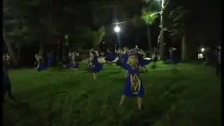 Garmir varti alnem siroum   Haratch Guilbenkian varjaran