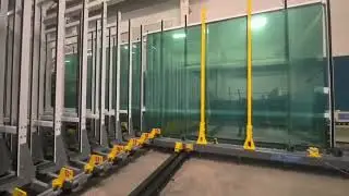 Glass Cutting machine with a shuttle and storage system